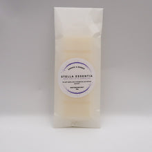 Indlæs billede til gallerivisning Smoky Tobacco and Soft Spice – Smoke & Ember – Luxury Wax Melt Bar